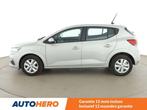 Dacia Sandero 1.0 SCe Expression (bj 2024), Stof, Gebruikt, 5 deurs, Zilver of Grijs