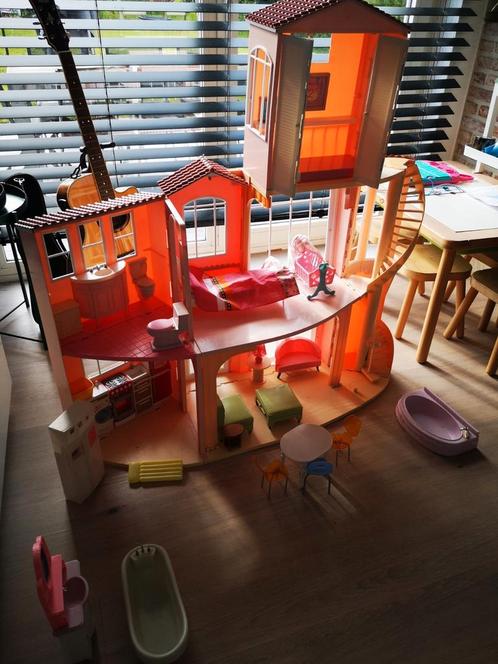 Barbie huis XXL, Kinderen en Baby's, Speelgoed | Poppenhuizen, Zo goed als nieuw, Ophalen