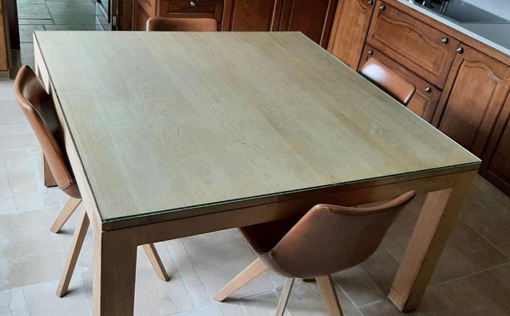 Eettafel massief lichte eik 140x140cm, Huis en Inrichting, Tafels | Eettafels, Gebruikt, 100 tot 150 cm, 100 tot 150 cm, Vijf personen of meer