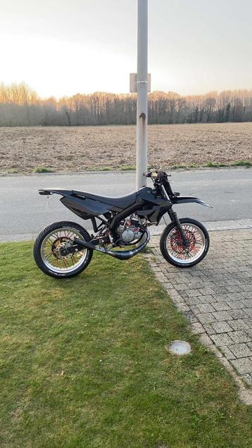 Derbi senda sm50, Comme neuf, Enlèvement, 50 cm³, Classe B (45 km/h)
