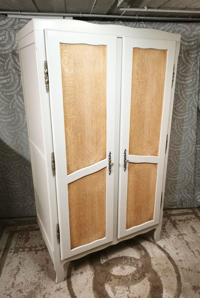 Garde robe 2 portes relookée, Maison & Meubles, Armoires | Meubles ordinateur, Enlèvement ou Envoi