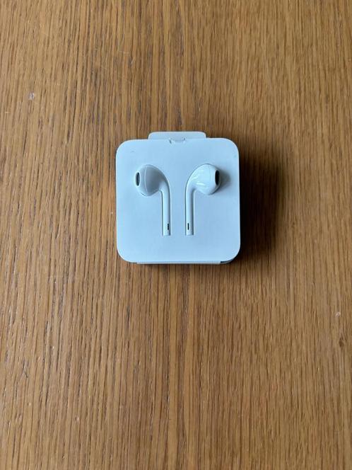Apple Earbuds (Lightning connector), TV, Hi-fi & Vidéo, Casques audio, Neuf, Autres marques, Enlèvement ou Envoi