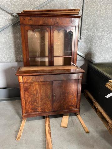 Vitrine, Enlèvement