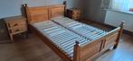 Bed en 2 nachttafels, Huis en Inrichting, Ophalen, Zo goed als nieuw