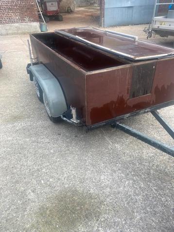 Aanhangwagen 750 kg beschikbaar voor biedingen