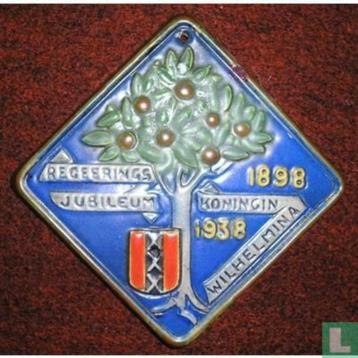 Tegel regeringsjubileum Koningin Wilhelmina beschikbaar voor biedingen
