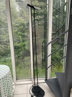 VLOERLAMP Office/Living van het Italiaanse merk, Oudergem (B, Ophalen, Glas, 150 tot 200 cm, Contemporain