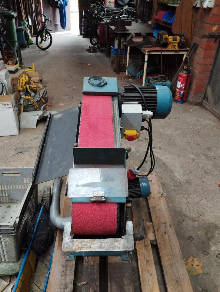 Bandschuurmachine metaal, Bricolage & Construction, Outillage | Ponceuses, Comme neuf, Ponceuse à bande, Enlèvement