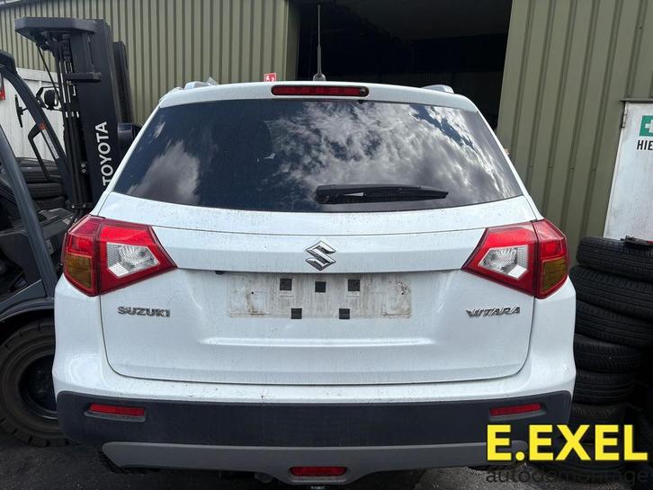 Achterklep Suzuki Vitara (LY/MY) vanaf 2015 WIT, Auto-onderdelen, Carrosserie, Achterklep, Suzuki, Achter, Gebruikt, Herkomst onderdeel bekend