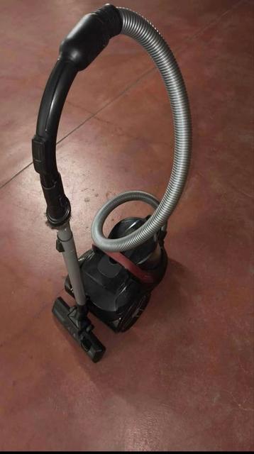 Aspirateur Rowenta sans sac eco beschikbaar voor biedingen