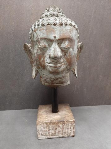 Bronzen Boeddhahoofd op houten voet/Azië/37 cm beschikbaar voor biedingen