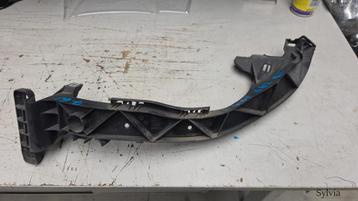 Koplamphouder links BMW 1 serie E81 E82 E87 E88 51117148761  beschikbaar voor biedingen