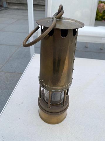 Mijnlamp ion koper beschikbaar voor biedingen