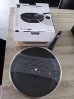 Nieuwe pan in verpakking 28cm met glazen deksel, Huis en Inrichting, Keuken | Potten en Pannen, Ophalen, Nieuw
