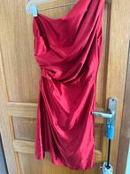Robe de soirée rouge Guess, Vêtements | Femmes, Enlèvement ou Envoi, Comme neuf, Rouge