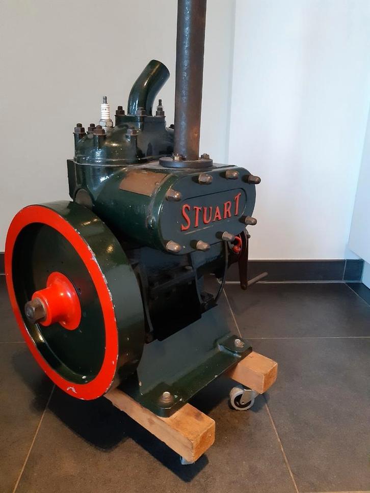 ZELDZAME ANTIEKE GEREVISEERDE STUART SCHEEPS MOTOR., Watersport en Boten, Buiten- en Binnenboordmotoren, Zo goed als nieuw, Overige brandstoffen