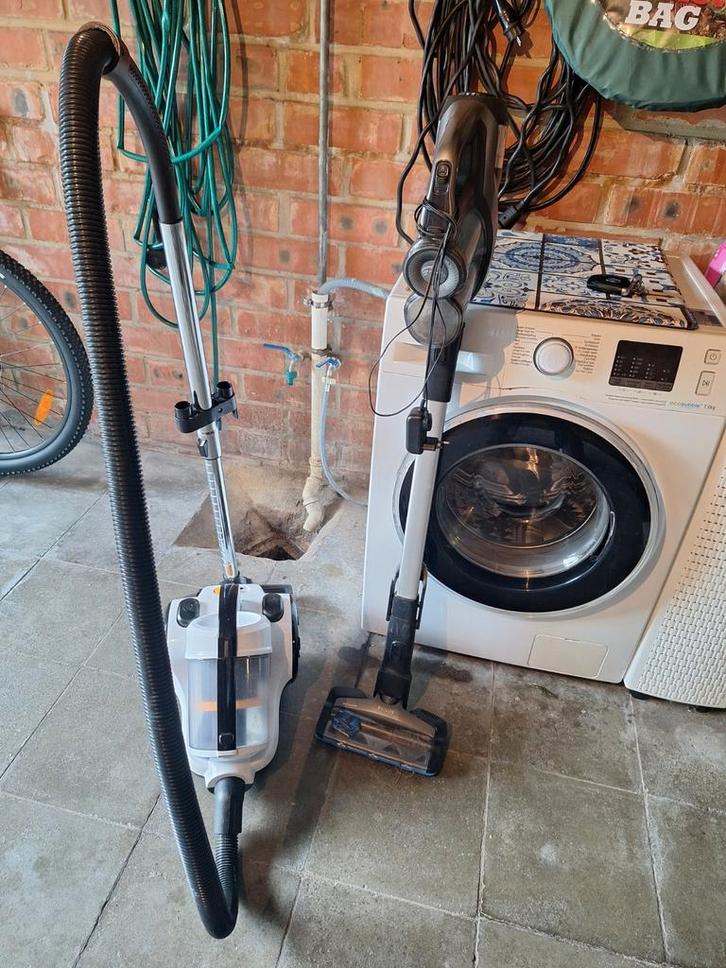 2x aspirateur, Elektronische apparatuur, Stofzuigers, Stofzuiger, Ophalen