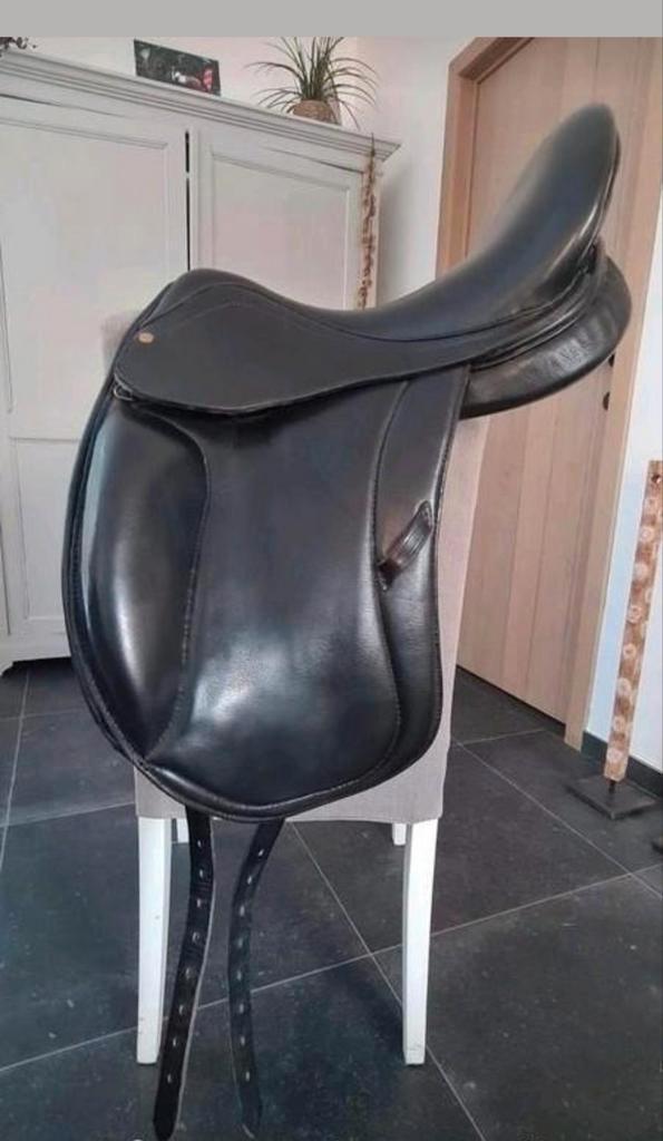 Craessaerts en Santa cruz dressuurzadel, Kieffer Trail, Dieren en Toebehoren, Paarden en Pony's | Zadels, Zo goed als nieuw, Ophalen of Verzenden