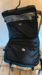 Valise vêtements voyage, Enlèvement, Comme neuf