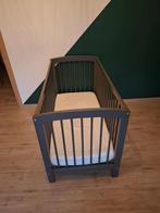 Baby bed met matras, Kinderen en Baby's, Ophalen, Gebruikt, In hoogte verstelbaar
