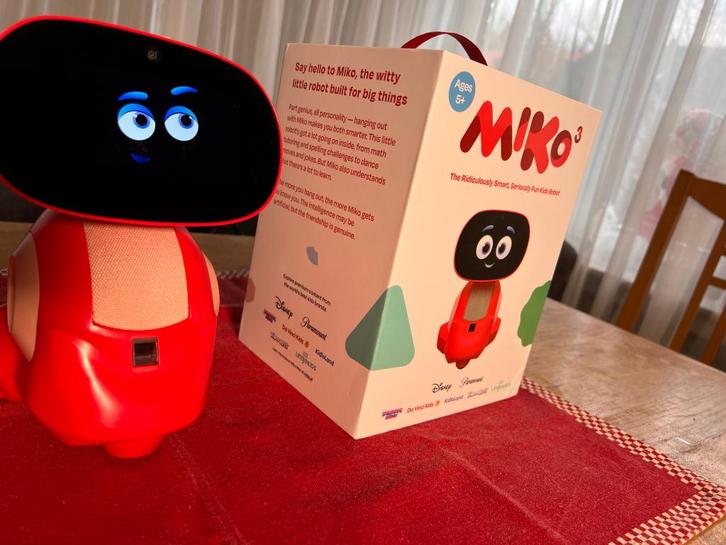 Miko 3 — De intelligente begeleidende robot voor kinderen, Verzamelen, Speelgoed, Zo goed als nieuw, Ophalen