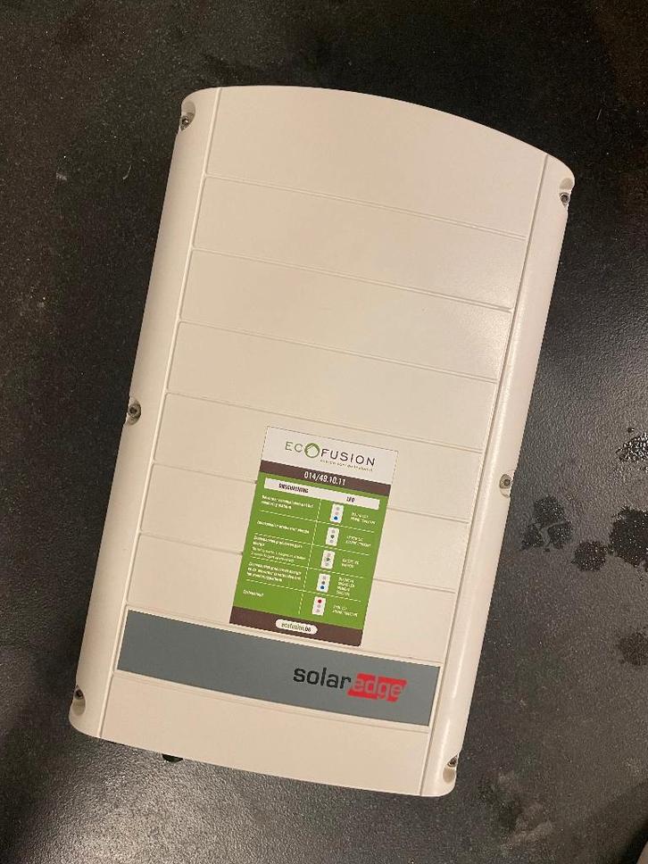 SolarEdge Omvormer zonnepanelen - 7.0KW - 3 fasen - SE7K, Bricolage & Construction, Panneaux solaires & Accessoires, Comme neuf