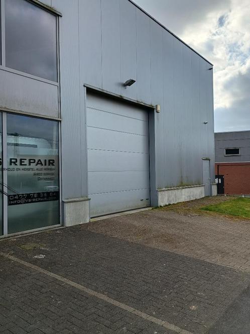 2  Stalplaatsen voor opslag, mobilehome,oldtimer of caravan, Immo, Huizen te huur