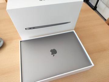 Apple MacBook Air beschikbaar voor biedingen