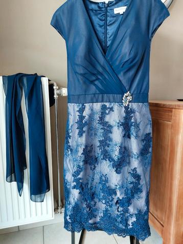 Robe élégante de cocktail et étole assortie, Taille 42/44 (L), Robe de cocktail, Comme neuf, Enlèvement