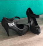 Mooie damesschoenen met hoge hakken maat 39, Ophalen of Verzenden, Zo goed als nieuw, Zwart, Schoenen met hoge hakken