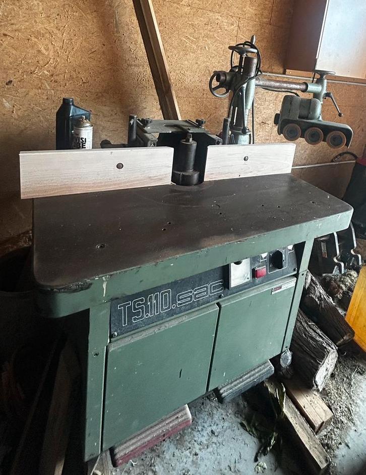 Zware toupie ducuroir met elu aandrijver en frezen, Zakelijke goederen, Machines en Bouw | Houtbewerking, Ophalen