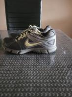 Nike sportschoenen maat41, Sport en Fitness, Loopsport en Atletiek, Nike, Zo goed als nieuw, Ophalen