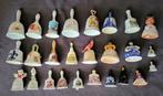 26 clochettes en porcelaine, terre cuite, céramique, ...., Ophalen of Verzenden, Gebruikt