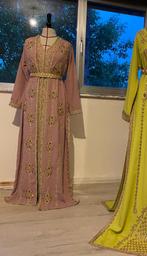 Robe caftan takchita marocaine à vendre avec ceinture