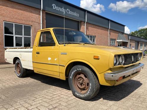 Toyota Hilux RN28L 1975, Autos, Oldtimers & Ancêtres, Entreprise, Achat, Air conditionné, Toyota, Essence, SUV ou Tout-terrain