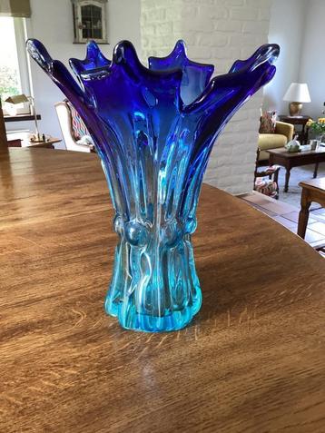 Vase ancien  beschikbaar voor biedingen