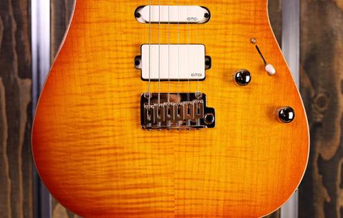 Suhr Standard Legacy, Suhr Burst, Muziek en Instrumenten, Snaarinstrumenten | Gitaren | Elektrisch, Zo goed als nieuw, Solid body