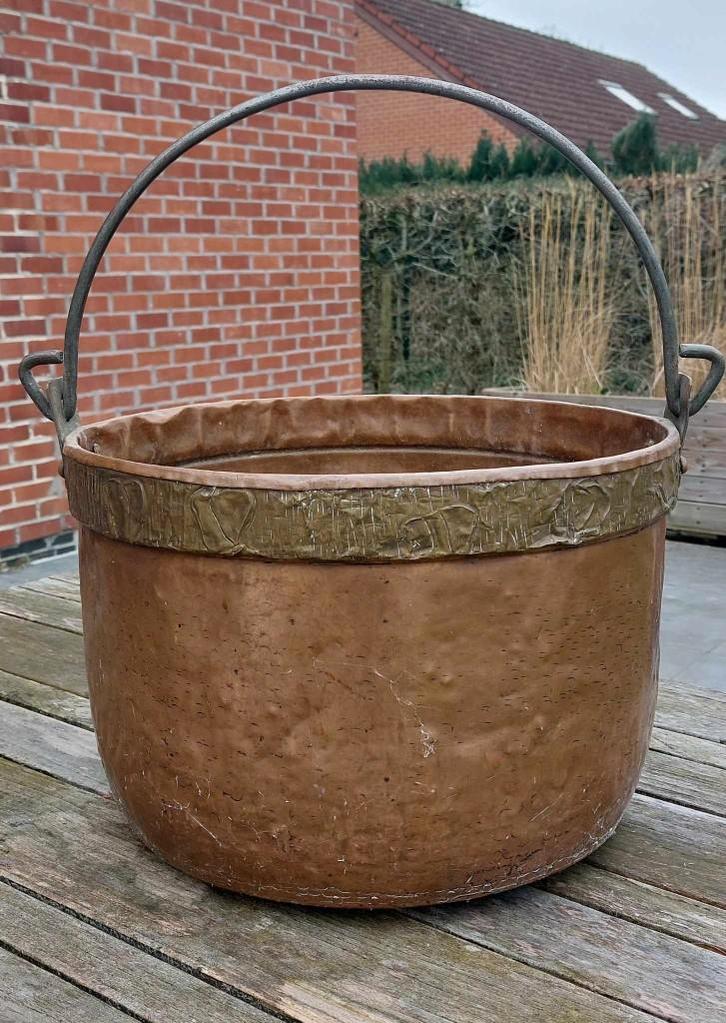 Zeer oude koperen ketel, Antiek en Kunst, Antiek | Brons en Koper, Koper, Ophalen of Verzenden
