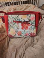 Sac à main femme neuf vendre prix 5 euros payé cash pas de v, Bijoux, Sacs & Beauté, Trousses de toilette, Femme