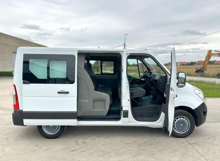 Renault Master Tech Dubbel Cabine 7 zitplaatsen met 107000km, Auto's, Bestelwagens en Lichte vracht, Bedrijf, Te koop, Bluetooth