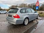 BMW 320i 2006/290000 km, Auto's, BMW, Elektrische ramen, Bedrijf, Handgeschakeld, Euro 4