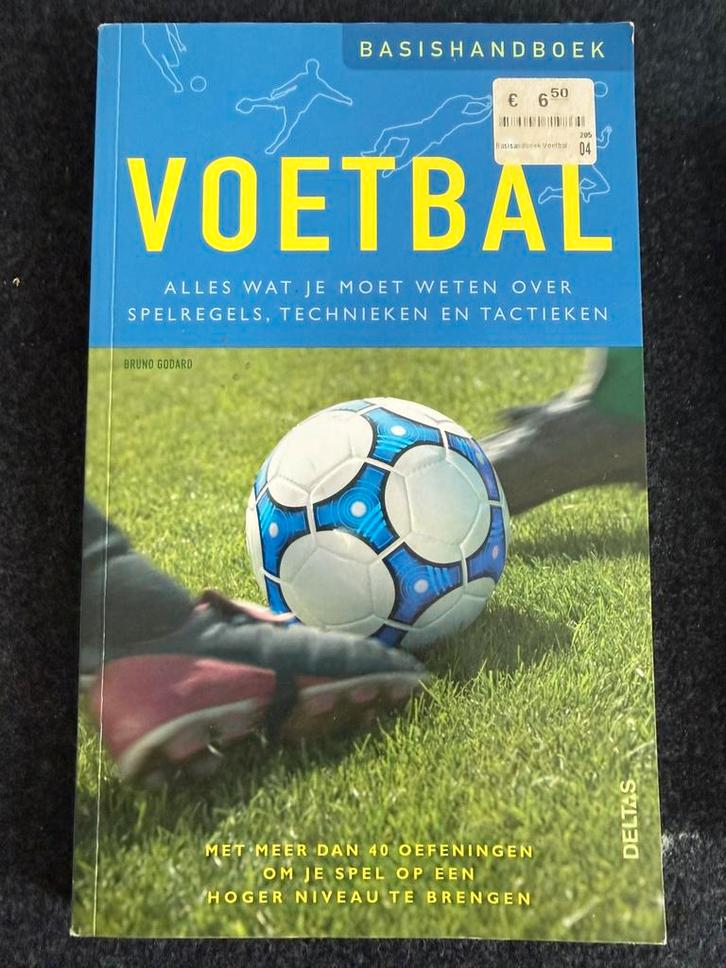 Basishandboek Voetbal, Boeken, Sportboeken, Zo goed als nieuw, Balsport, Ophalen of Verzenden