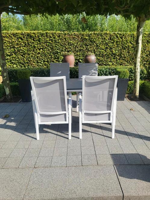 Tuintafel en stoelen, Tuin en Terras, Tuintafels, Ophalen
