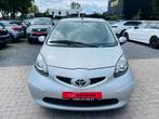 Toyota Aygo 1.0i 37.000km 1jaar garantie, Autos, Toyota, Cuir, Argent ou Gris, Entreprise, 5 portes