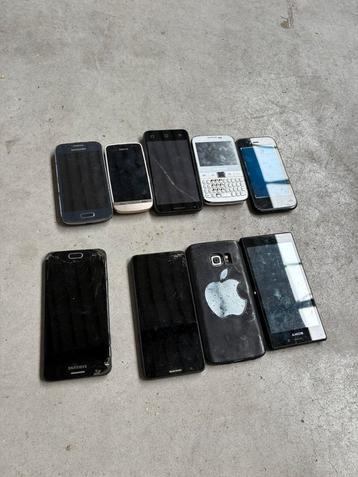 Smartphones & tablets DEFECT €10 per stuk beschikbaar voor biedingen
