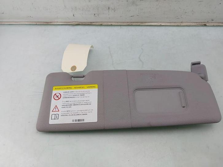 ZONNEKLEP BMW 1 serie (F20) (|51167319508|), Auto-onderdelen, Interieur en Bekleding, BMW, Gebruikt