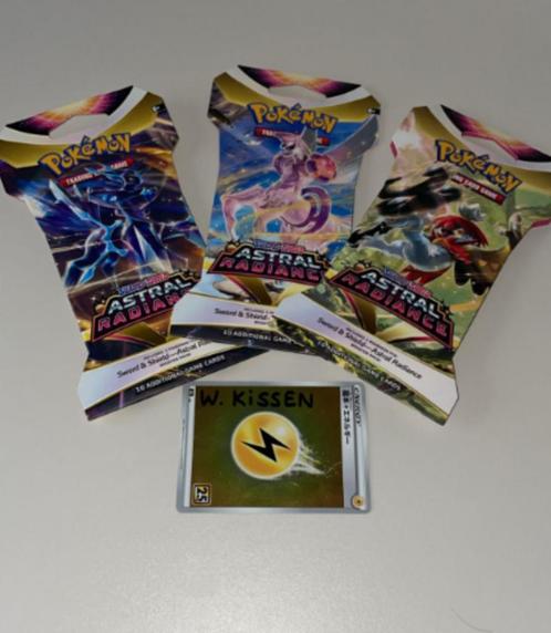 Astral radiance sleeved booster, Hobby en Vrije tijd, Verzamelkaartspellen | Pokémon, Nieuw, Booster, Foil, Ophalen of Verzenden