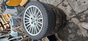 Bmw 17 inch velgen met banden. beschikbaar voor biedingen