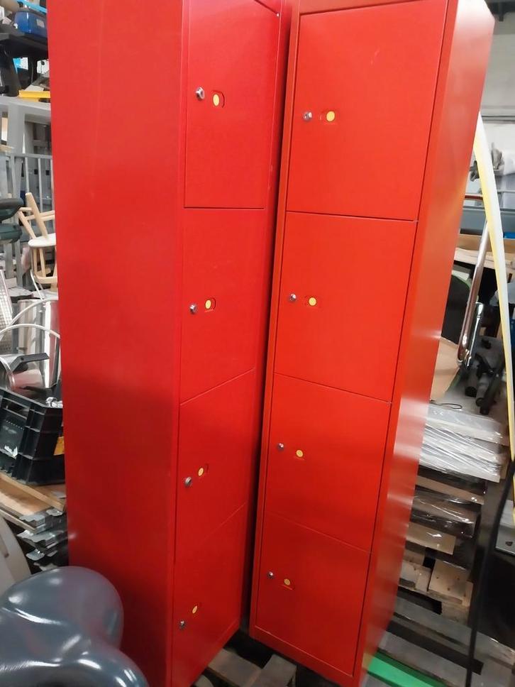 Rode Bisley lockerkasten, Maison & Meubles, Armoires | Casiers, Enlèvement
