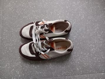 Diesel vintage 42 beschikbaar voor biedingen